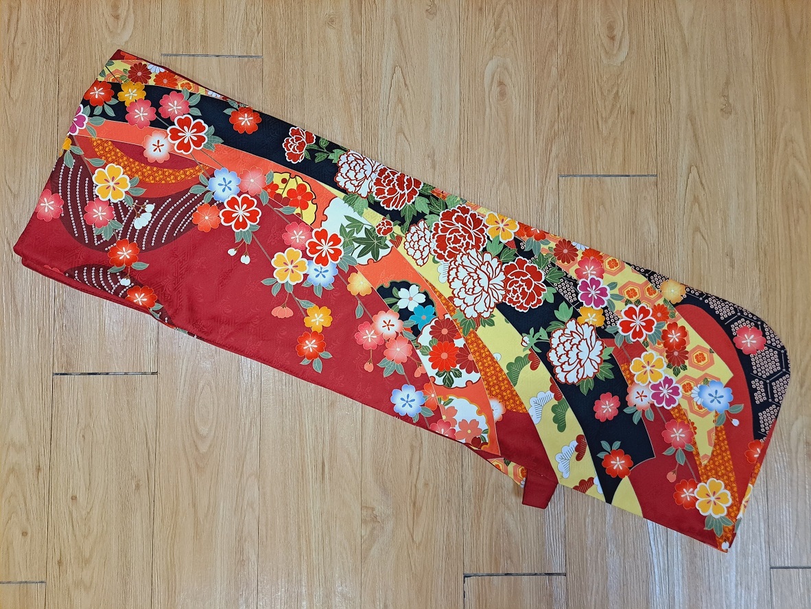 S47　濃紅熨斗